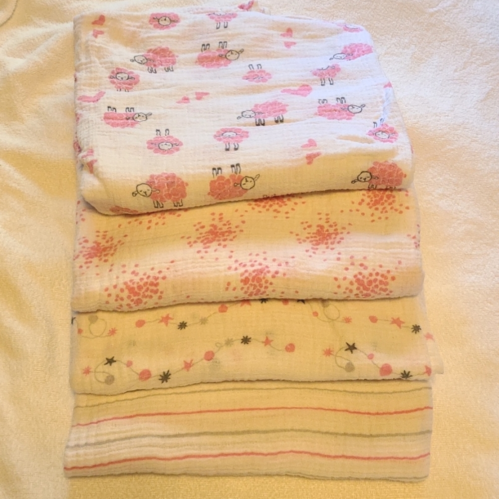 4 Aden + Anais Cotton Muslin Baby Blankets Swaddle Lamb Stripes Hearts